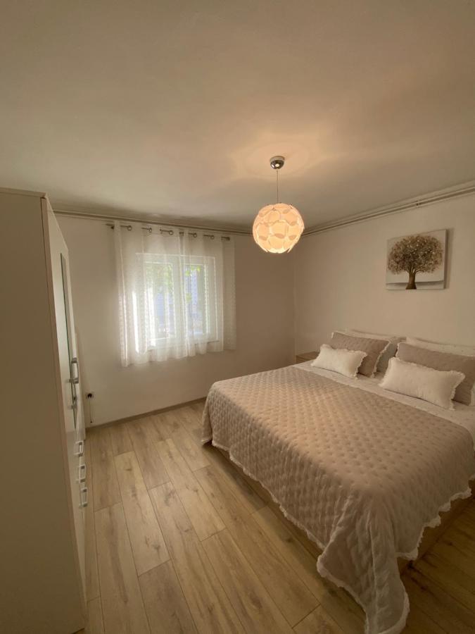Comfy Apartment In A Quiet Neighborhood Шибеник Екстер'єр фото